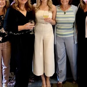 Size 00 or XS Wilfred NEW ÉCOULEMENT White Jumpsuit from Aritzia